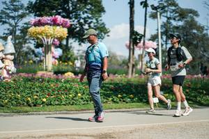 BIB: 
                            <button type="button" onclick="openModal(27615092)" class="btn btn-primary btn-sm float-right btn-popup" data-toggle="modal" data-target=".modal-high-quality">
                        <i class="fas fa-shopping-cart"></i> Add to Cart
                    </button>
                                            <button type="button" onclick="isThisMe(27615092, true)" class="btn btn-success btn-sm float-right btn-popup btn-isme hidden" data-toggle="tooltip" data-placement="bottom" title="นี่คือรูปของคุณใช่ไหม คลิกที่นี่เพื่อเอาเข้าอัลบั้ม">
                        <i class="fas fa-plus"></i> Add to album
                    </button>
                    <button type="button" onclick="isThisMe(27615092, false)" class="btn btn-warning btn-sm float-right btn-popup btn-isnotme hidden">
                        <i class="fas fa-ban"></i> Remove from album
                    </button>